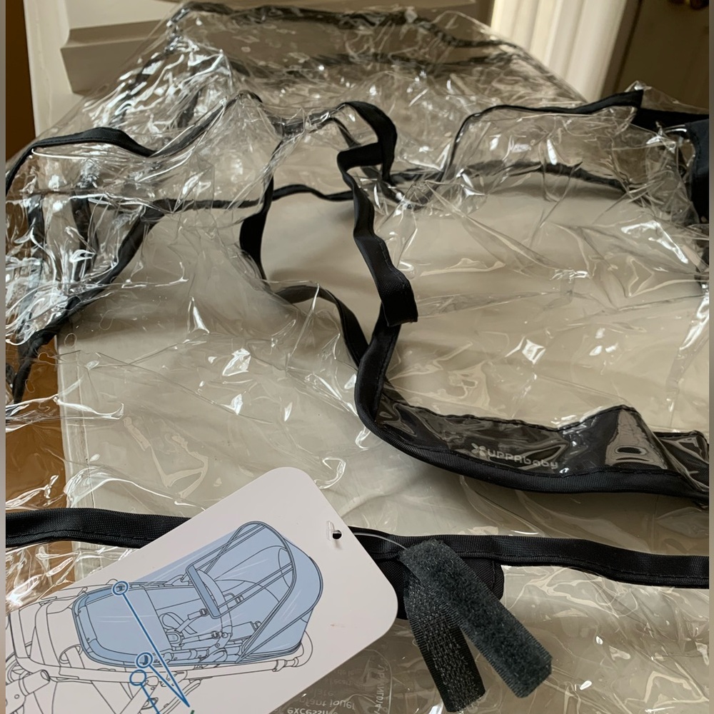 💐💐NWT UPPAbaby Transparent Stroller Rain Cover with Black Trim